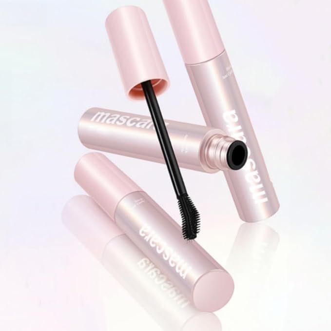 Mascara in Black, Waterproof Mascara with Special Brush for Sparse/Short Eyelashes, No Clumping, Easy to Apply, Natural, Long-Lasting