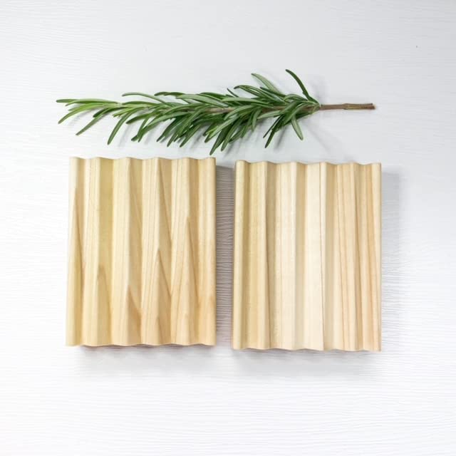 Oatmeal Milk & Honey Soap - Natural and Organic Ingredients & 2 Pack Soap Bar Dish, Draining Dish - 100% Natural Poplar Wood, No Chemical Varnish