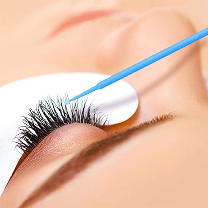 G2PLUS 500PCS Cotton Swabs, Disposable Micro Applicators Brush for Makeup and Personal Care Cosmetic Brush, Micro Swabs for Eyelash Extensions, Nails, Eyeliner (Head Diameter: 2.5mm/0.098'')