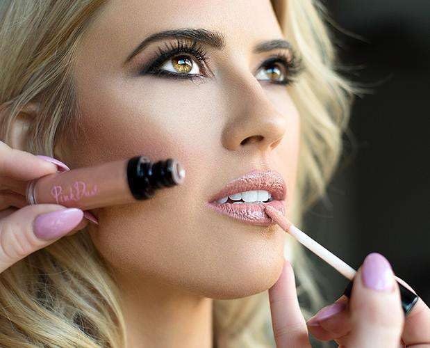 Pink Dust Lip Juice Gloss - Lip Juice Gloss for Girls & Women - Perfect Lip Gloss for Travel and Functions - Natural Glow or Layer Over Lip Gloss for a Bold, Glossy Effect