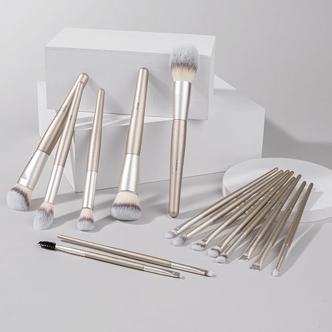 15 Pcs Makeup Brushes Set Vegan Foundation Concealers Blush Eyeshadow Eyeliner Powder Highlighter Blending Face Brush Set