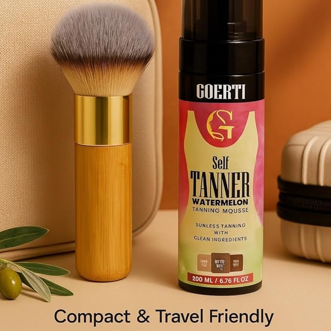 Kabuki Self Tanning Brush - Ultra Soft Kabuki Makeup Brush for Face & Body, Flawless Streak-Free Self Tanner Applicator, Powder Foundation, Bronzer, Tanning Mousse & Shimmer Glow - Bamboo Handle