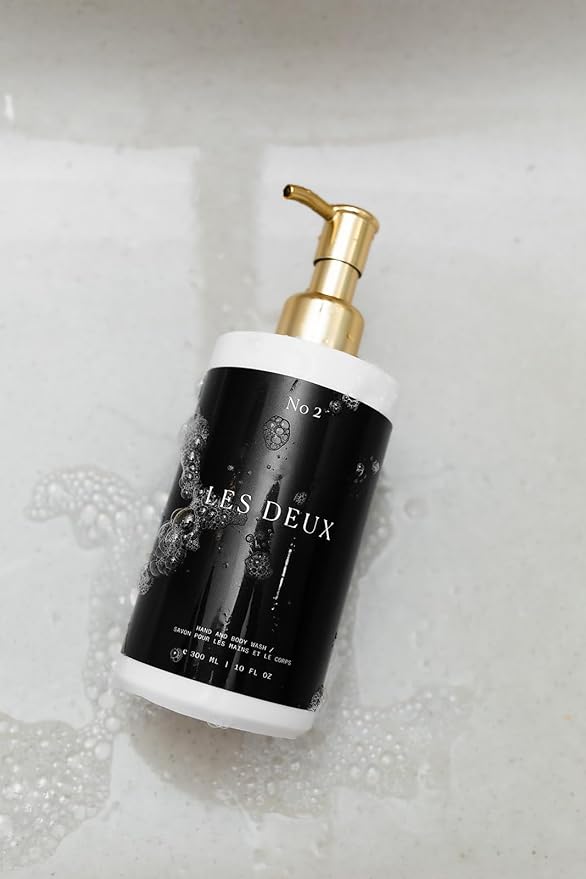 Les Deux Body Wash - Nourishing & Hydrating Natural Body Cleanser with Niacinamide, Probiotics, Rosehip & Marula Oils, No 2 - (Amber, Saffron, Sandalwood). Sulfate Free Body Wash