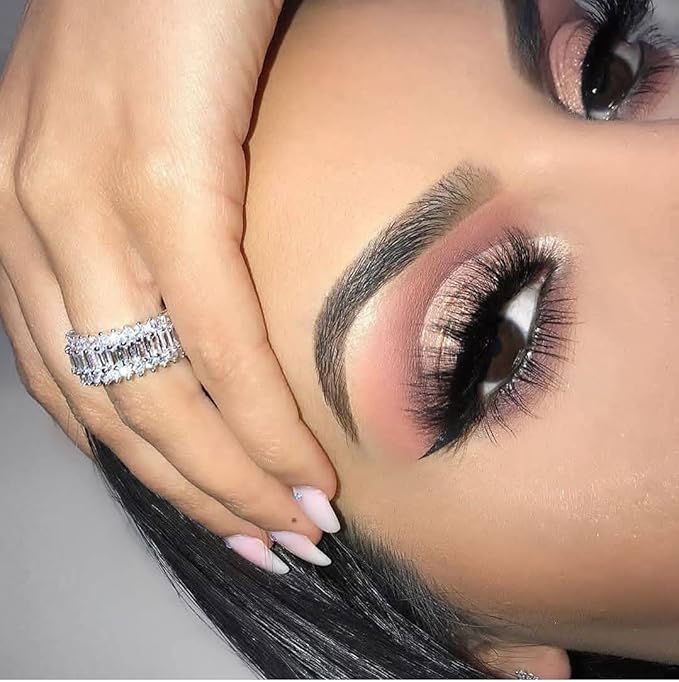 Veleasha False Eyelashes Wispy Faux Mink Lashes Fluffy Handmade Fake Eyelashes Natural Look 7 Pairs Pack Luxury Cat Eye Lashes (801)