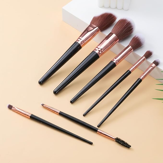 7 Pcs Portable Cosmetic Brushes Kit, Travel Makeup Brushes Set, Professional Mini Cosmetic Brush Kit for Foundation, Concealer, Blush, Contouring, Highlighting and Eyeshadow(Black)