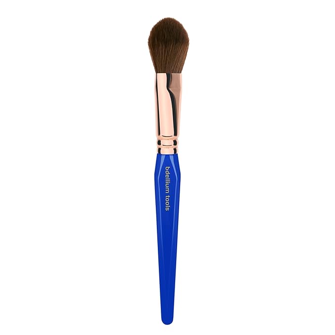 Bdellium Tools Professional Makeup Brush - Golden Triangle 960 Precision Blusher - With All Vegan and Soft Synthetic Fibers, For Applying Blush (Blue, 1pc)