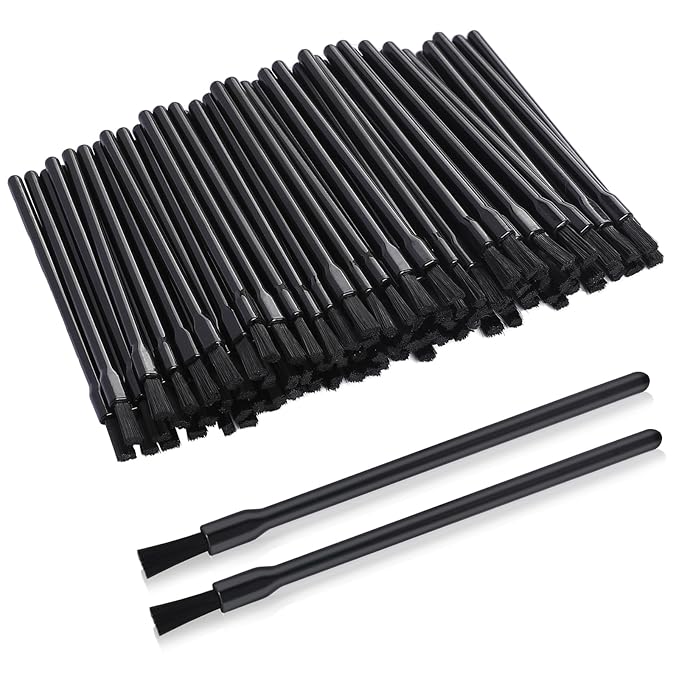 100 Pcs Lip Brushes Disposable Nail Polish Brushes Disposable Lip Brushes Lip Wand Disposable Applicators Lipstick Lip Gloss Wands Nail Polish Brush Multifunctional Makeup Brushes for Women