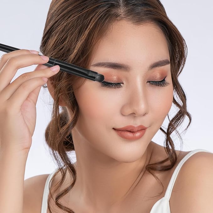 8 Pcs Eye Brushes for Makeup Set Professional Eye Shadow Brushes Sets Including Eyes Smudging Defining Blending Eyeshadow Brush And Eyeliner for Women Portable Travel Home Use Gifts Black