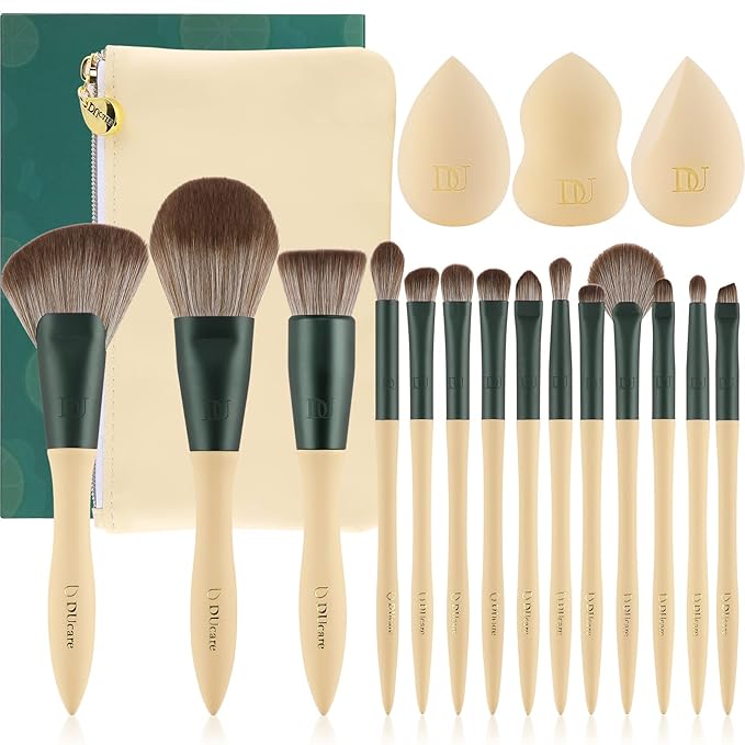 DUcare Christmas Makeup Gift Set 18PCS,with 14pcs Makeup Brush Set 3Pcs Makeup Sponges 1PC Cosmetic Bag for Foundation Blending Powder Blush Concealers Eye Shadows