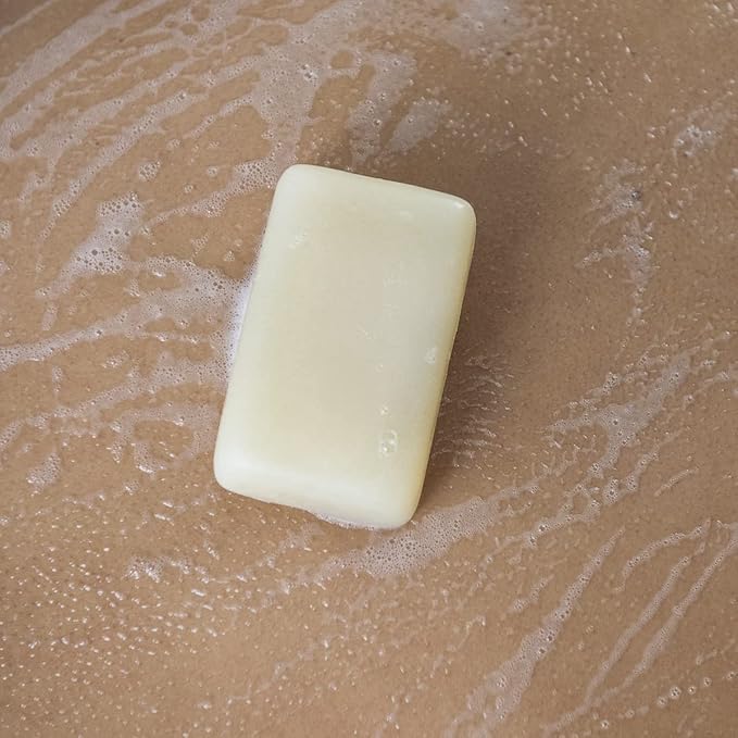 ATTITUDE Bath and Shower Body Soap Bar, EWG Verified, Plastic-free, Plant and Mineral-Based Ingredients, Vegan and Cruelty-free Personal Care Products, Herbal Musk, 4 Ounces (Pack of 5)