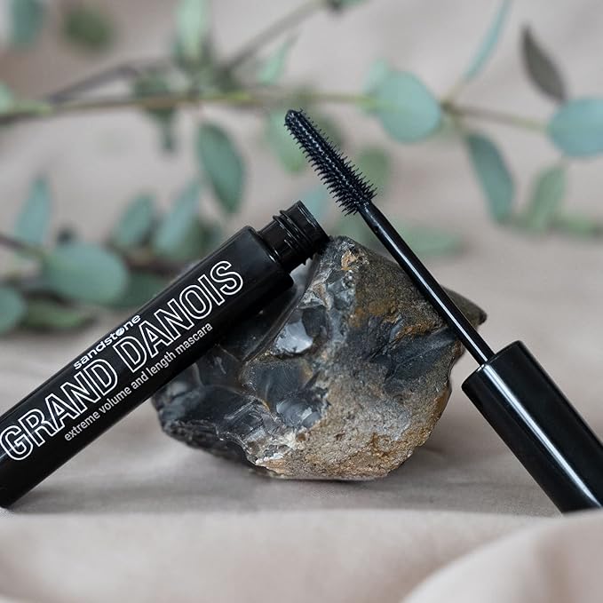 Hypoallergenic Mascara Sensitive Eyes - Smudge-Proof, Sweatproof, Lengthening - Maximum Volume and Length - Vegan and Non Toxic