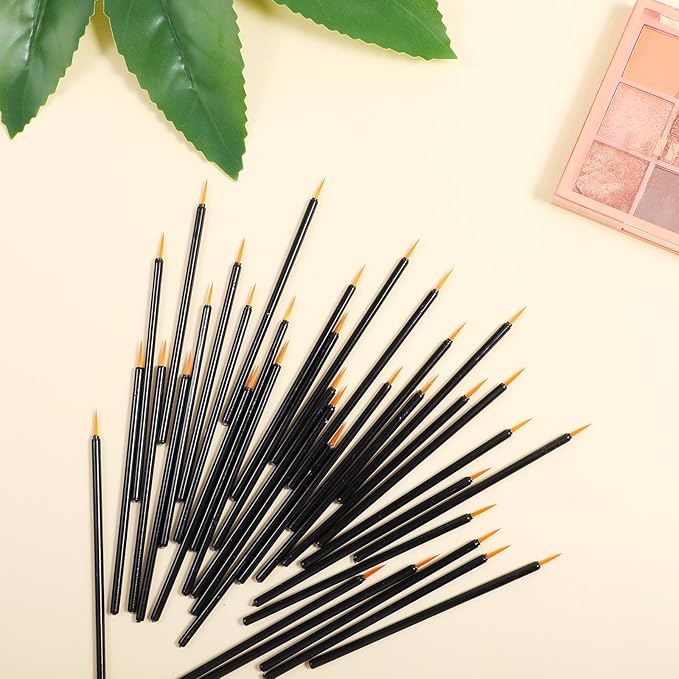 100 Pack Disposable Eyeliner Applicator Eyeliner Brushes Fine Point Ultra-Fine Point Eye Liner Applicator Eye Liner Brush Fine Black Cosmetic Eye Wands Makeup Brushes Tools For Women (Black)