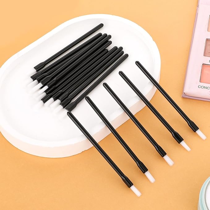 100 Pcs Lip Brushes Disposable Nail Polish Brushes Disposable Lip Brushes Lip Wand Disposable Applicators Lipstick Lip Gloss Wands Nail Polish Brush Multifunctional Makeup Brushes for Women