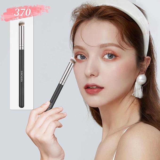 Angled Flat Foundation Concealer Contour Brush Set, 2PCS Dense Under Eye Nose Contour Kabuki Brush for Blending Setting Concealing Buffing with Liquid, Cream and Powder (170/270/ 370)…