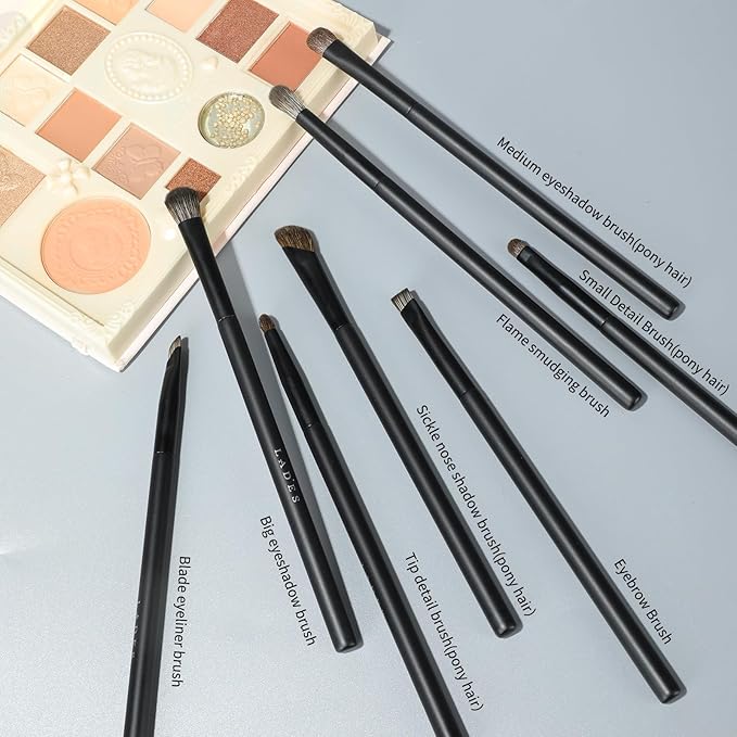 Eye Makeup Brushes 8pcs Eyeshadow Makeup Brushes Set with Soft Synthetic & Natural Hair, Real Wood Handle with Bag for Eyeshadow, Eyeliner, Blending, Eyebrow, Pure Black