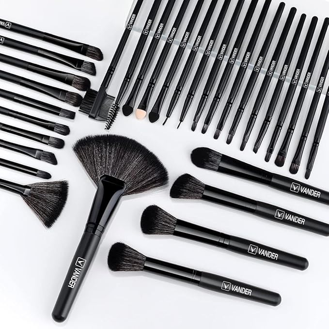 Vander Makeup Brushes, 32Pcs Professional Premium Synthetic Makeup Brush Set with Case, Eyeshadow Foundation Blending Face Contour Cosmetic Brush Travel Make up Brushes Set for Women, Girl (Black)