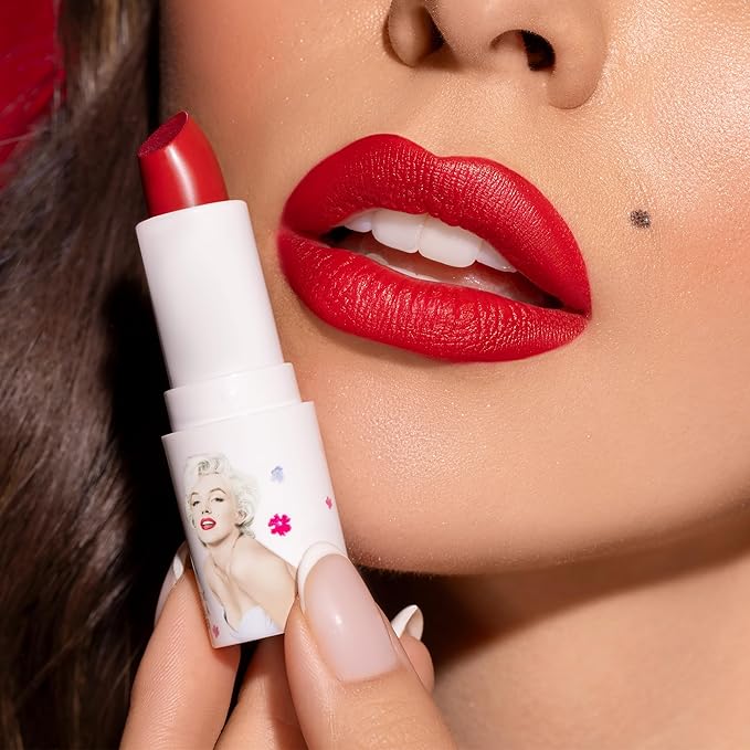 wet n wild Marilyn Monroe Collection Icon Lipstick and Balm Set