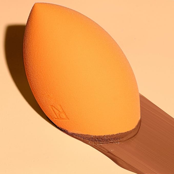 Real Techniques Miracle Complexion Sponge, Beauty Sponge For Makeup Blending & Foundation Application, Full Coverage, Streak-Free Professional Makeup Tool, Cruelty Free, Vegan, Latex Free, 2 Count