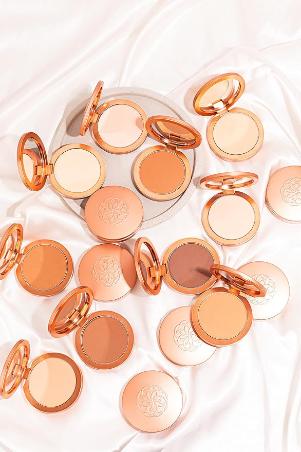 YENSA Super Serum Silk Powder Foundation - Matte Foundation Makeup to Blur and Smooth Pores - Provides a Radiant and More Even Skin Tone for a Natural, Healthy Glow - Deep 4 (0.35 oz)