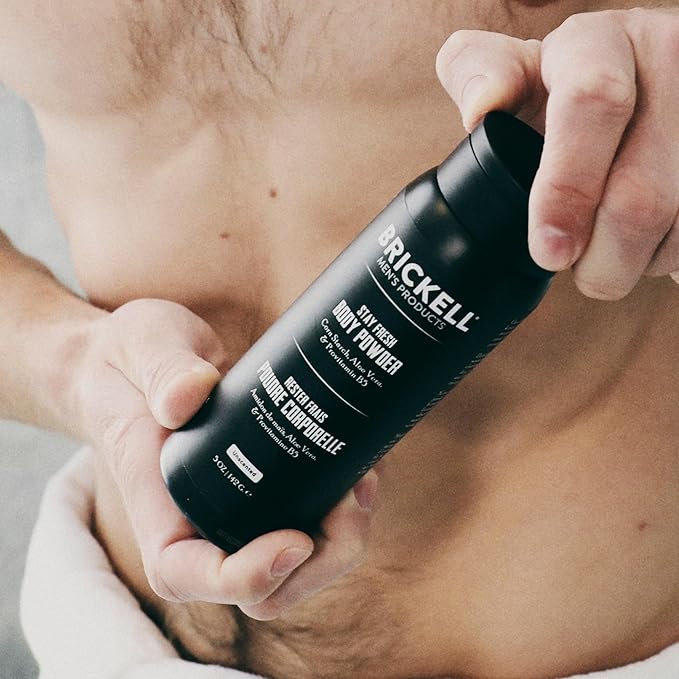 Brickell Men's Products Stay Fresh Body Powder for Men, Natural and Organic Talc-Free, Absorbs Sweat, Keeps Skin Dry, Unscented, 5 oz