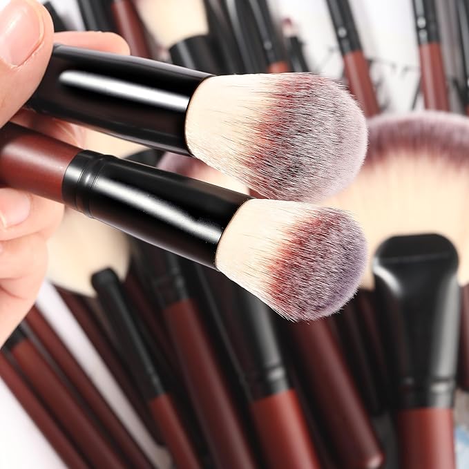 Makeup Brushes Set 26-Piece Makeup Brushes Premium Synthetic Foundation Powder Concealer Blush Eyeshadow Contour Professional Makeup Brush Set with 2 Brush Bags
