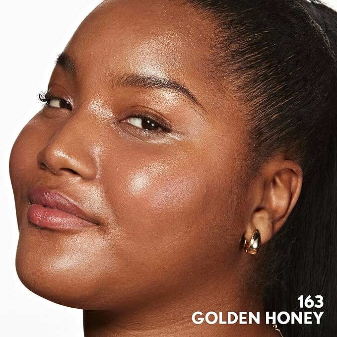 COVERGIRL Clean Invisible Foundation Makeup, Dewy & Glowy Natural Finish, Buildable Coverage, Skin-Like Smooth Look, Vegan, Golden Honey, 1oz