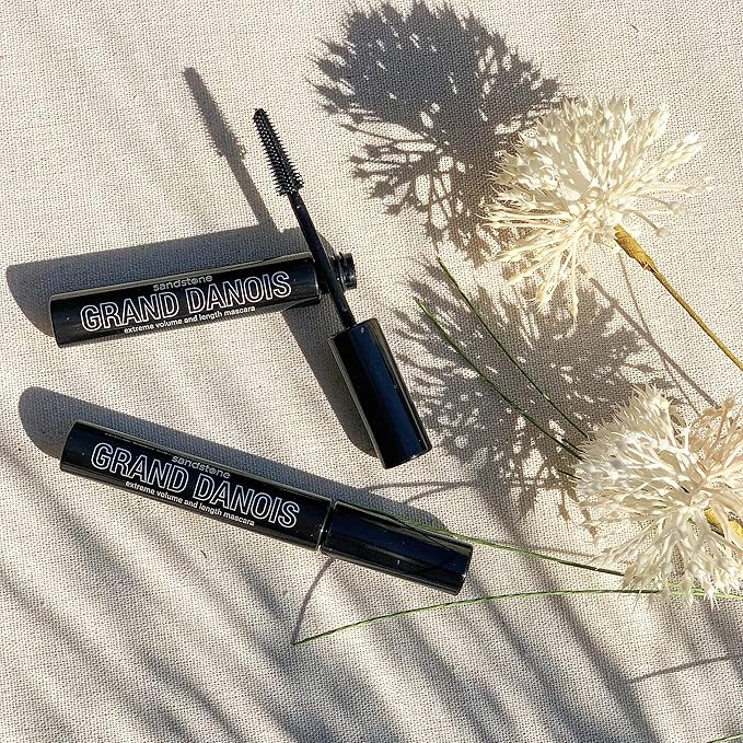 Hypoallergenic Mascara Sensitive Eyes - Smudge-Proof, Sweatproof, Lengthening - Maximum Volume and Length - Vegan and Non Toxic